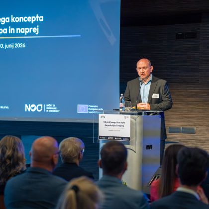 Na dogodku »Od potrjenega koncepta do prototipa in naprej« o povezovanju institucij znanja in gospodarstva